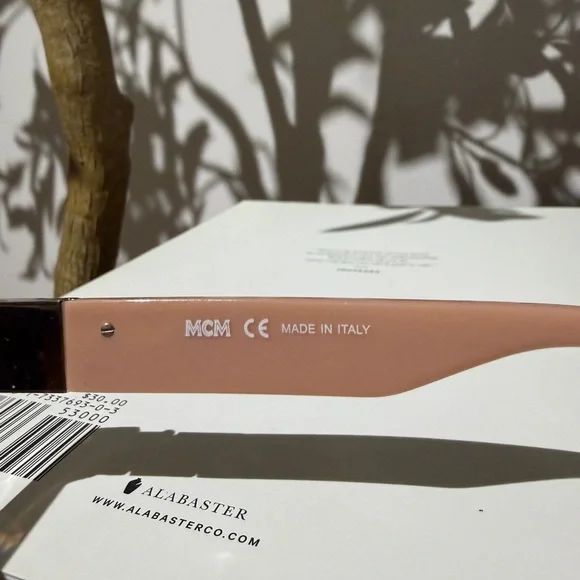 NWOT MCM Designer Cat Eye Pink Sunglasses Excellent Condition - Picture 5 of 6